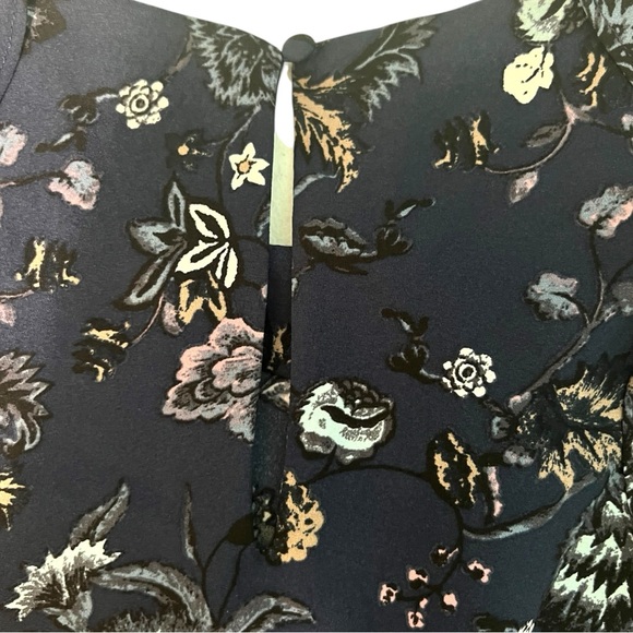 Ann Taylor Factory Navy Multi-Color Floral Ruffled Shift Sleeveless Dress Size10 - Picture 4 of 4